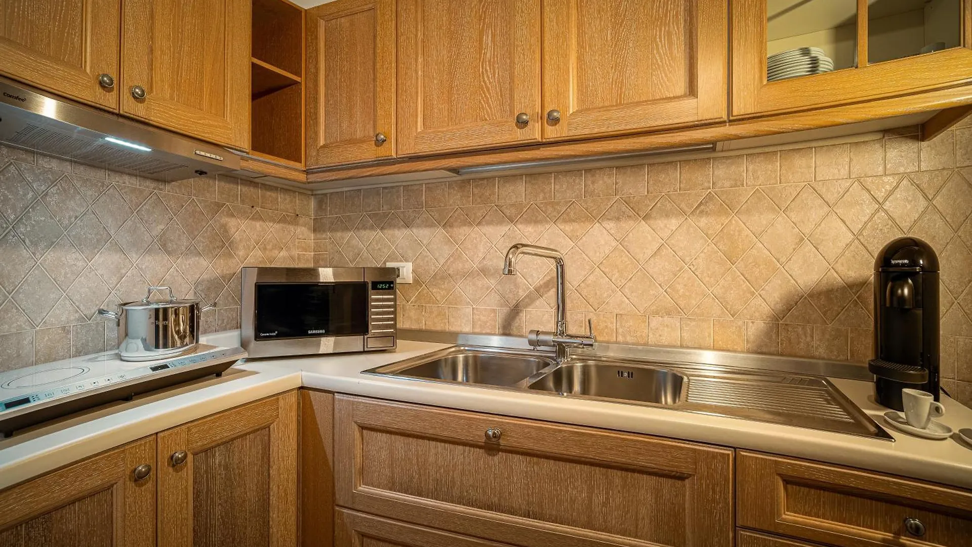 Josso Apartments 123 - Comfty Cagliari Italy